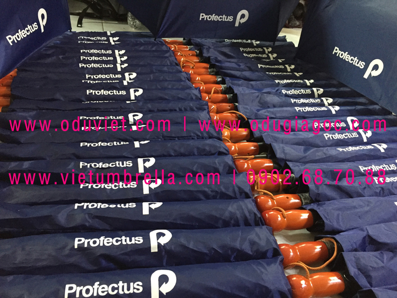 xưởng sản xuất ô dù cầm tay in logo quảng cáo